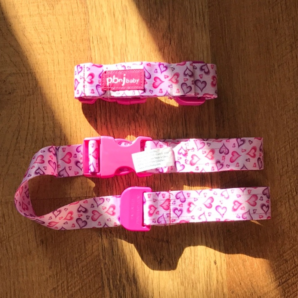 PBnJ Baby hearts SippyPal/sippy cup holder/leash